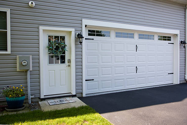 24/7 Emergency Garage Door Panel Replacement experts in Northampton County County, NC